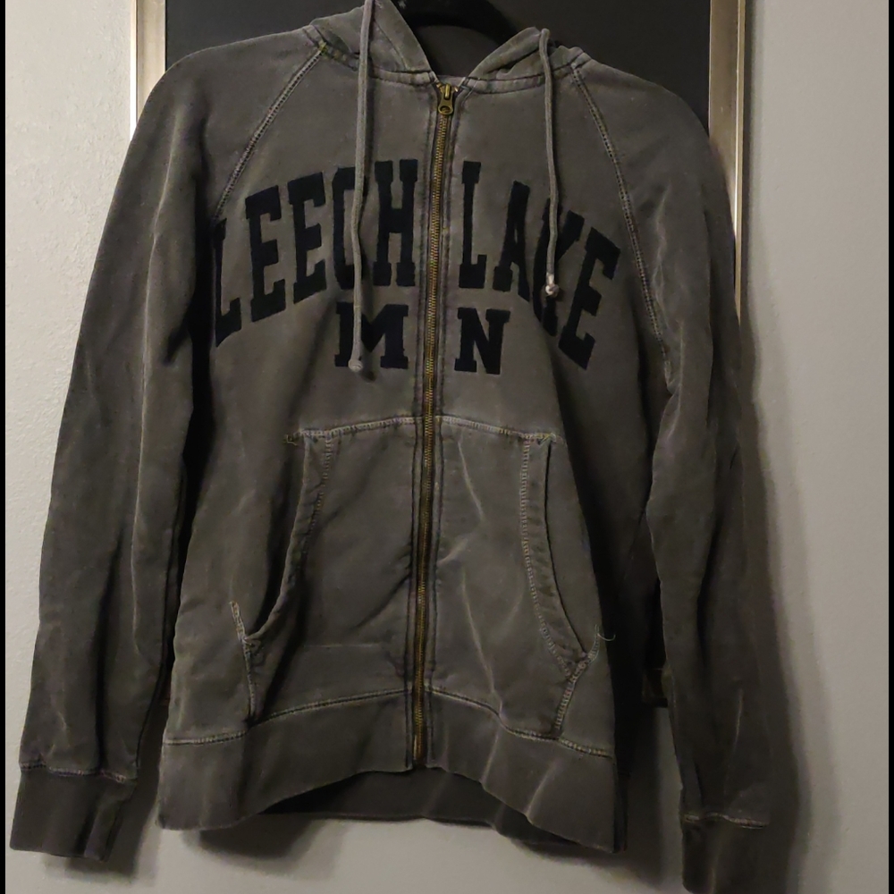 UNISEX Leech Lake Minnesota gray faded hoodie sz S